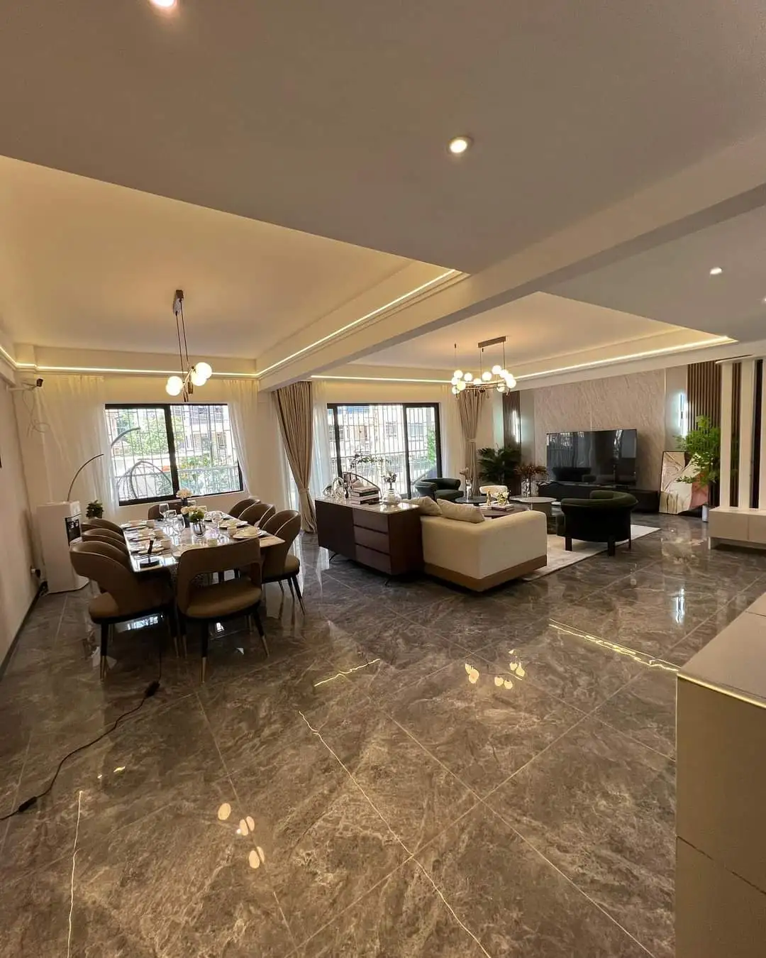 Luxurious 4 bedroom plus dsq for sale in Kileleshwa Image