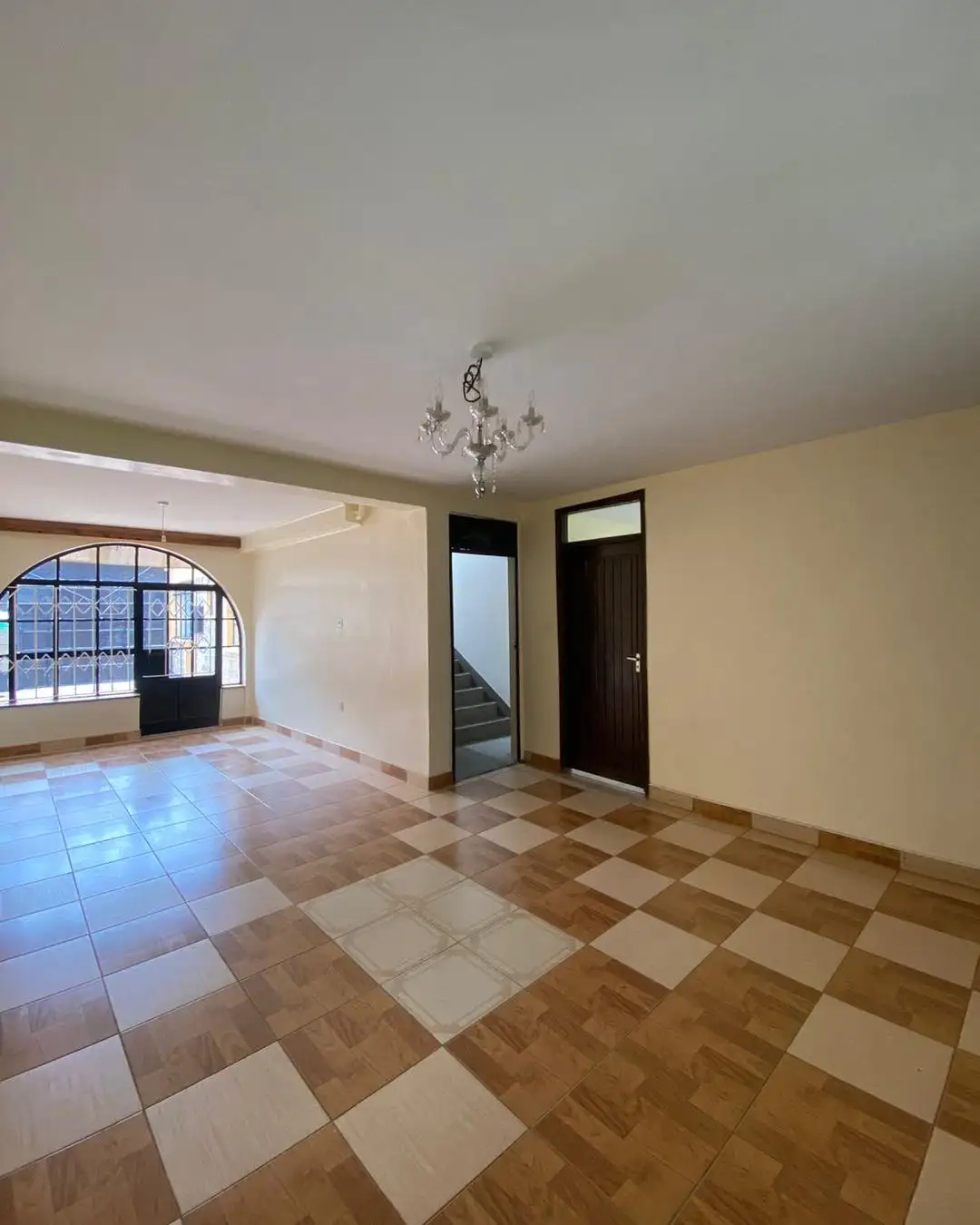 Spacious modern 4 bedroom  Maisonette to let in Nairobi west Image