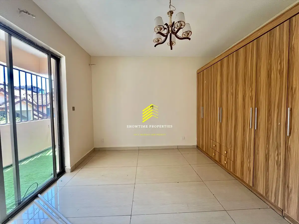 Spacious 3 bedroom apartment ( 2 bed are en-suite) to let in Kileleshwa Image