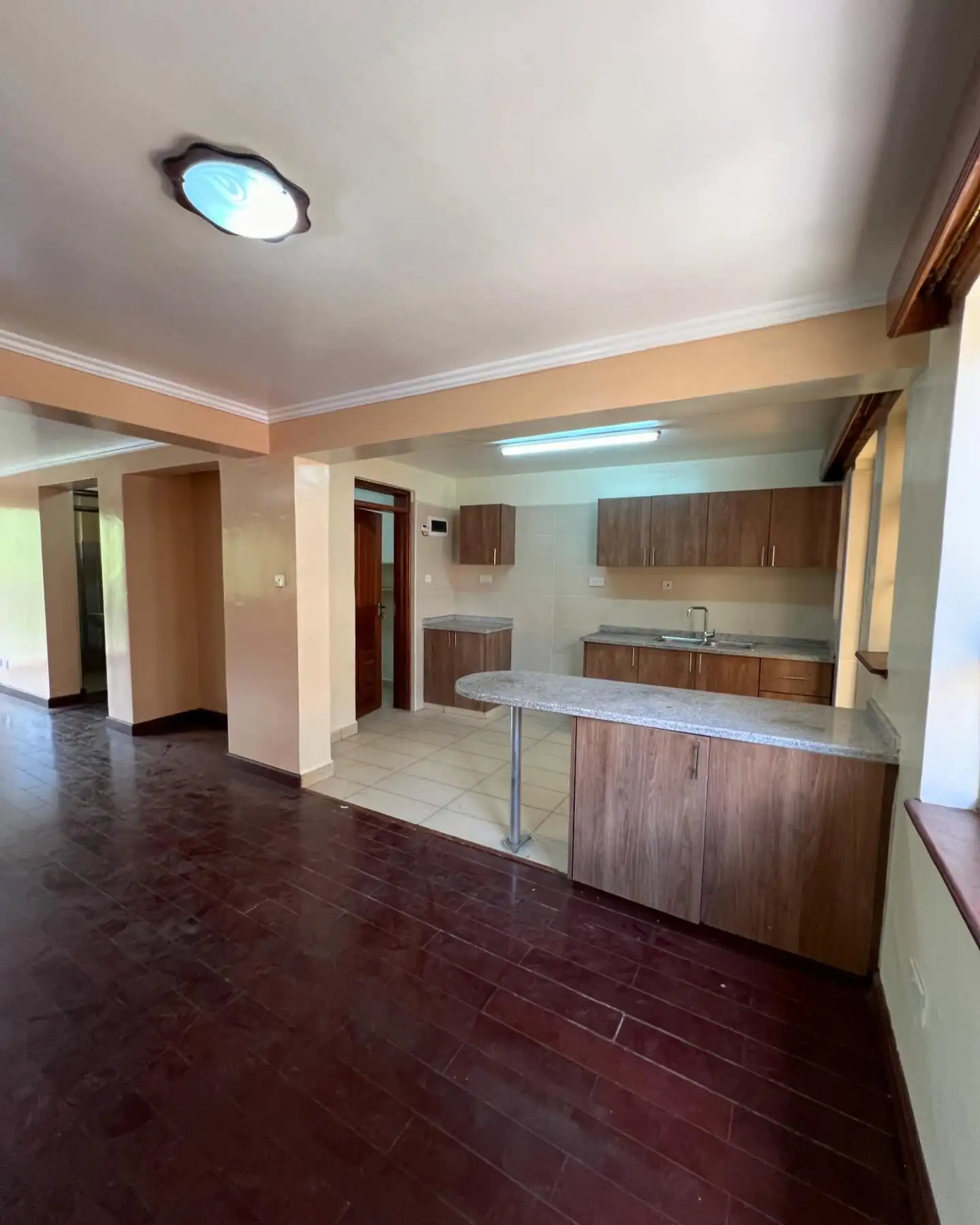 3 bedroom apartment to let in Lavongton Image