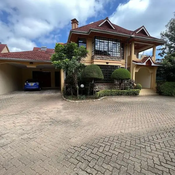 Beautiful 5 Bedroom Townhouse To Let Or For Sale In Lavington Image