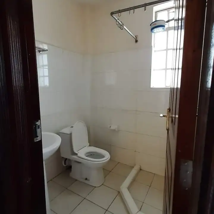 Spacious 2 bedroom apartment to let in Lavington Image