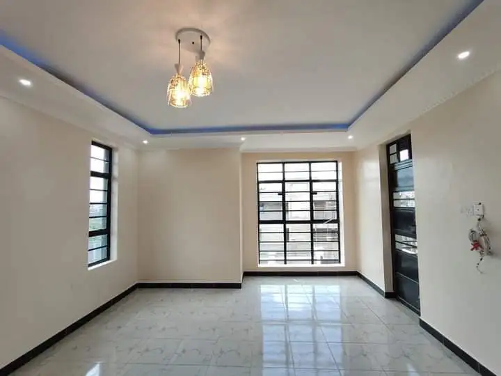 5 bedroom flatroof maisonette for sale along Kenyatta road. Image