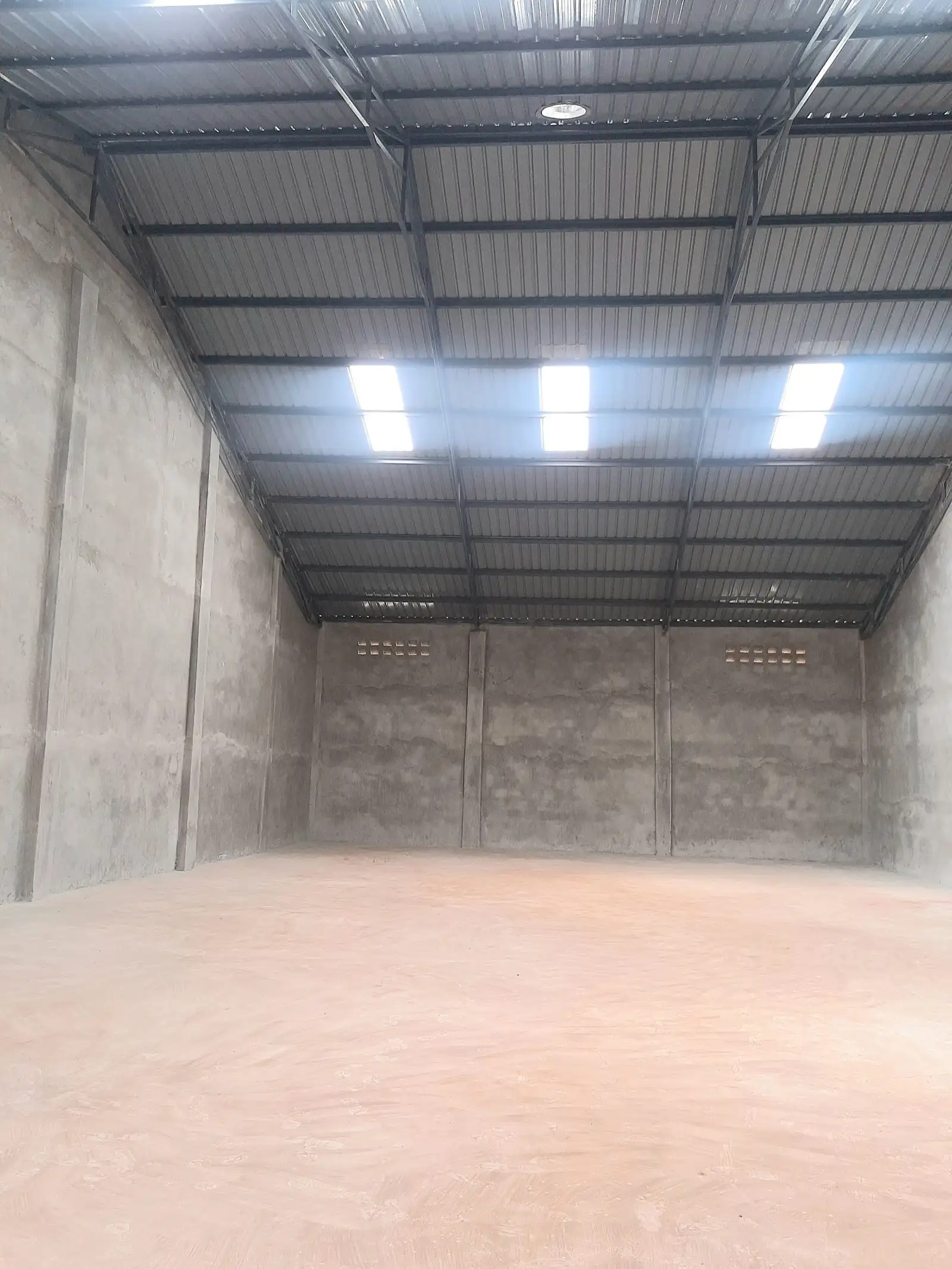 Thika godowns for sale and let Image