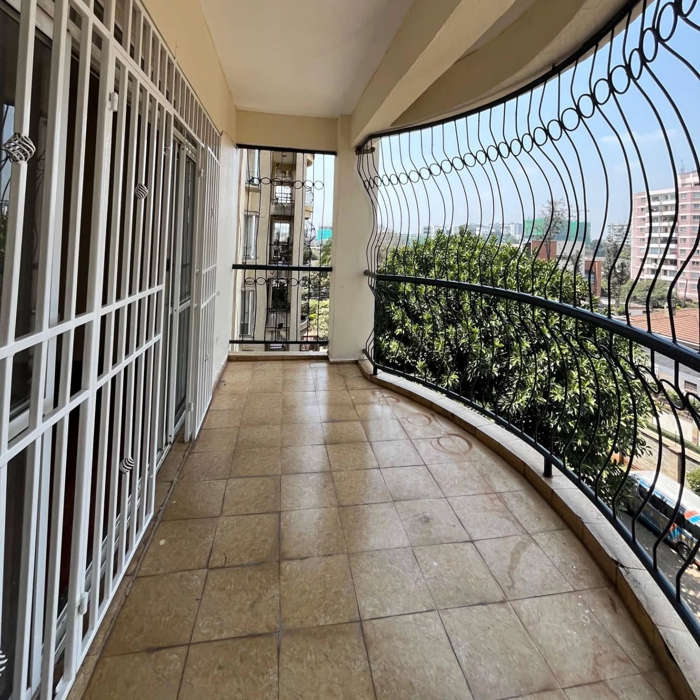 Well-Maintained 3 Bedroom Apartment Plus DSQ for Rent in Lavington