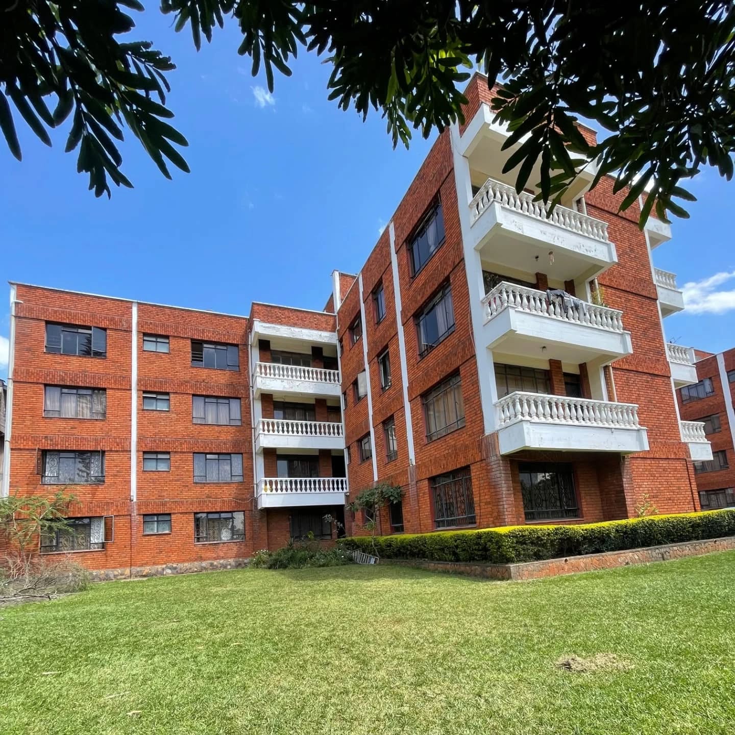 Well-Maintained 4-Bedroom Apartment To Let in Riverside