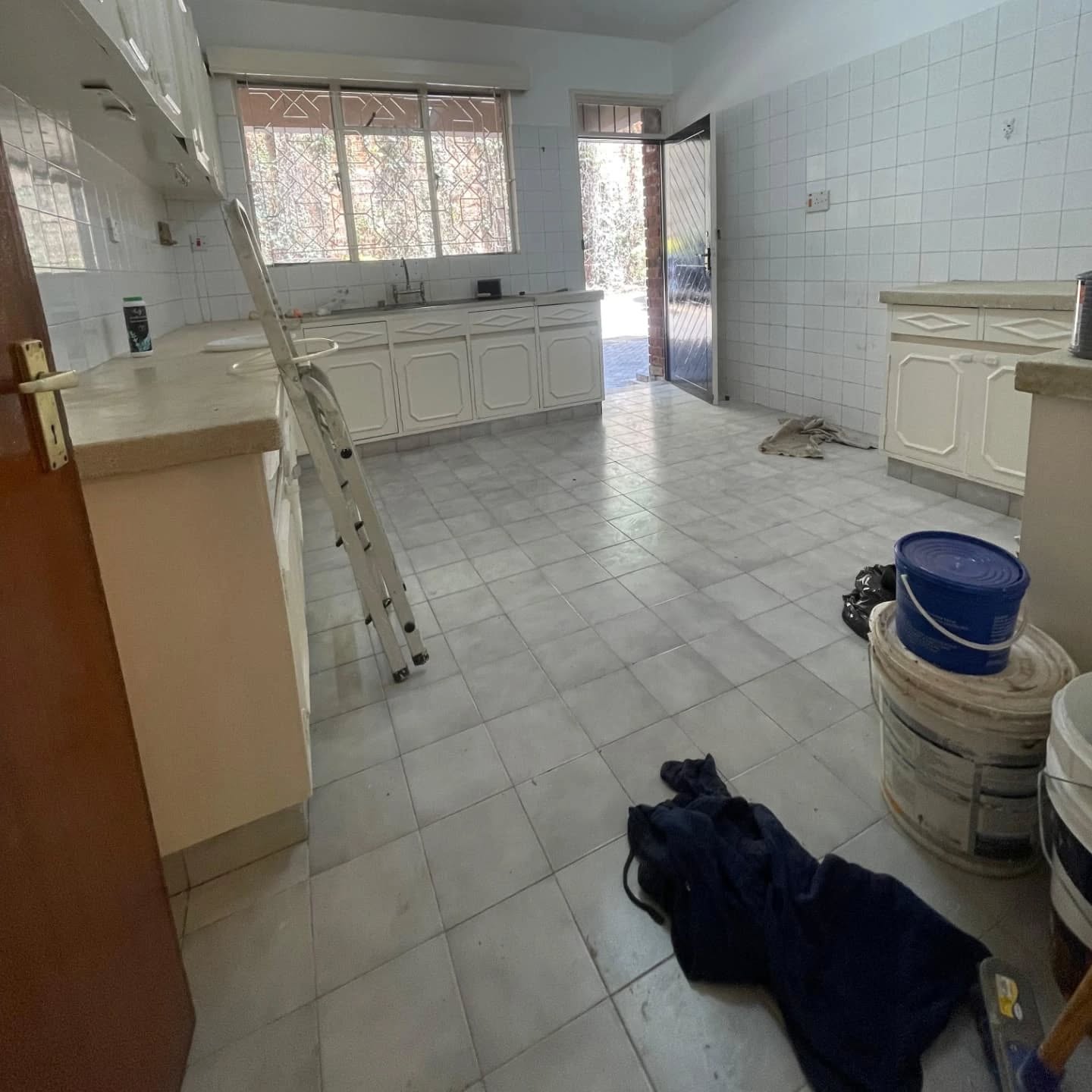 Well-Maintained 4-Bedroom Apartment To Let in Riverside Image